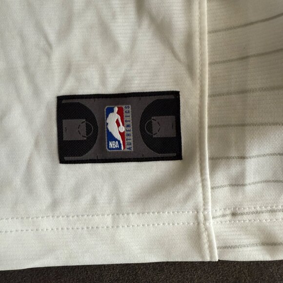 Youth XL Fanatics NBA Los Angeles Clippers Westbrook #0 Jersey White - Picture 4 of 5